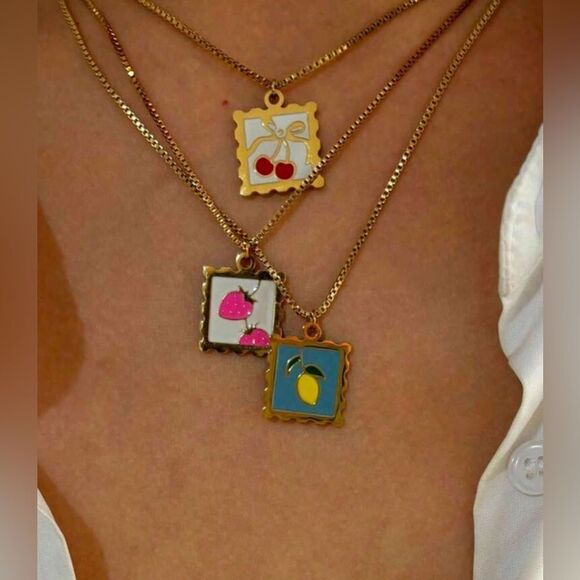 Cherry pendant #1505 - Picture 1 of 5